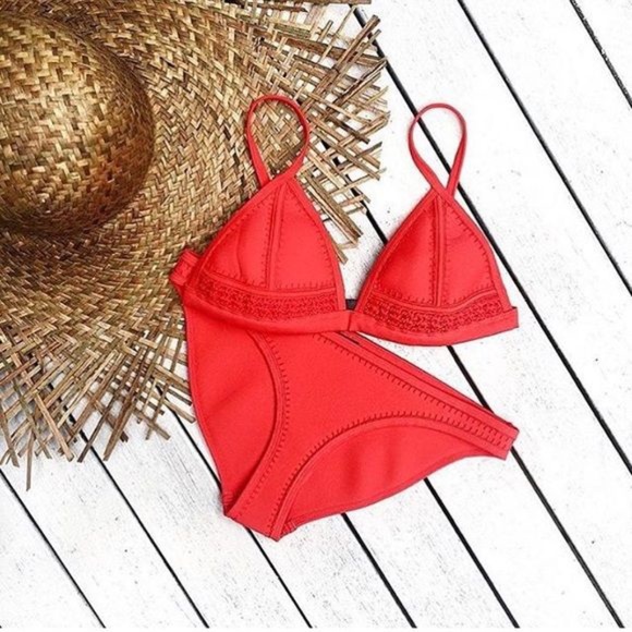 Triangl Red Velvet Gigi Bikini Set - Picture 1 of 7